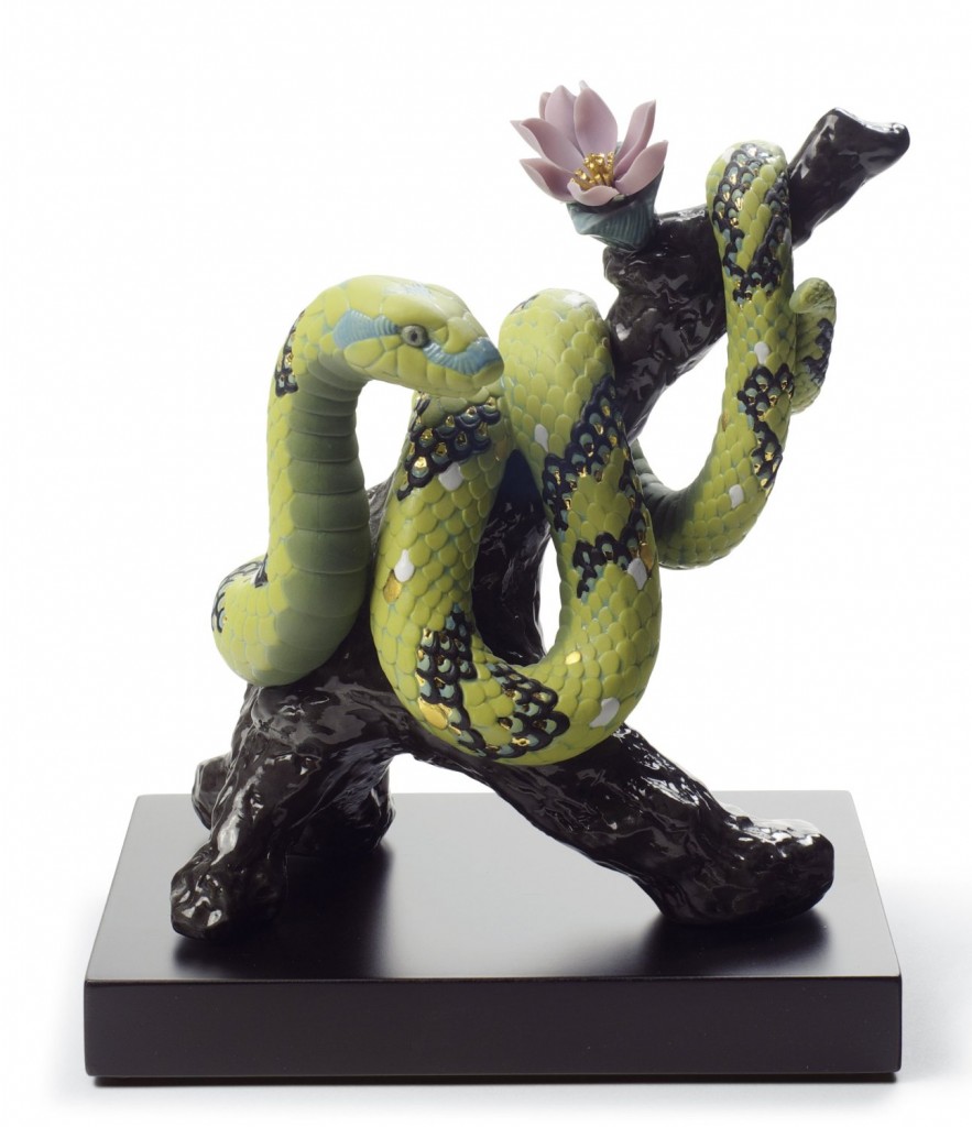 snake statue